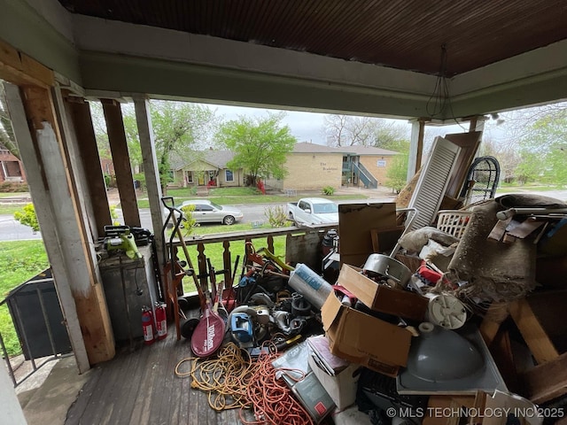 1225 S Quaker Ave, Tulsa, OK 74120 - view of wooden terrace