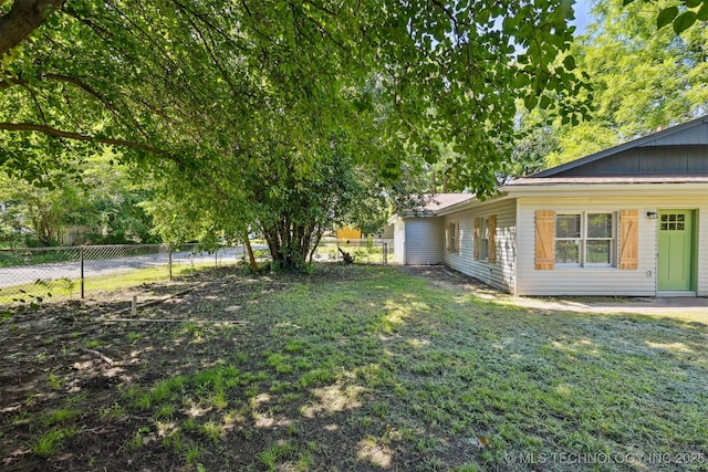 202 W Burnham Ave, Sapulpa, OK 74066 - view of yard