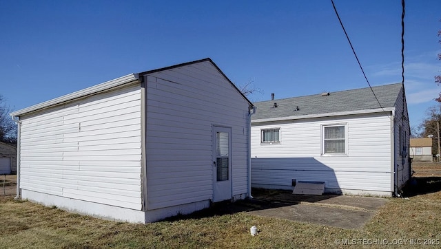 1504 E 51st St, Tulsa, OK 74126 - rear view of property