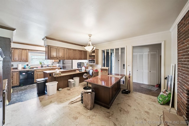 5105 E 30th Pl, Tulsa, OK 74114 - kitchen with dishwasher, crown molding, brick wall, a peninsula, and decorative light fixtures