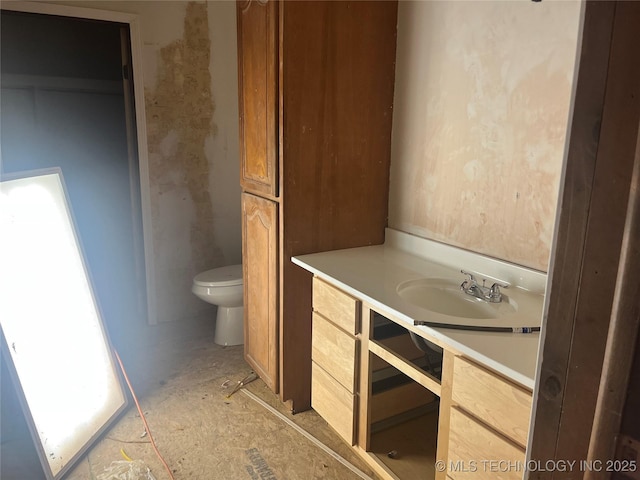 18321 S 103rd W Ave, Sapulpa, OK 74066 - bathroom featuring toilet and vanity