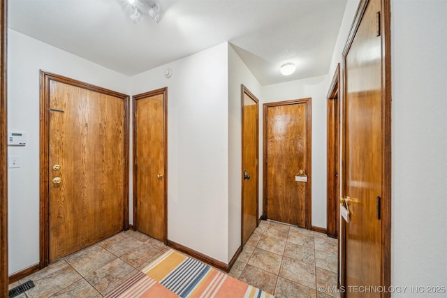 4704 W 88th St, Tulsa, OK 74132 - foyer entrance with baseboards