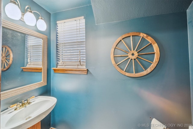4704 W 88th St, Tulsa, OK 74132 - bathroom with a sink