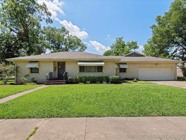 320 E 7th St, Pawhuska, OK 74056 - ranch-style home with driveway, a garage, a front lawn, and brick siding
