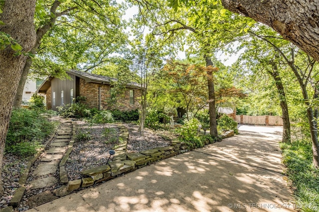 927 Crooked Oak Dr, Durant, OK 74701 - photo 1