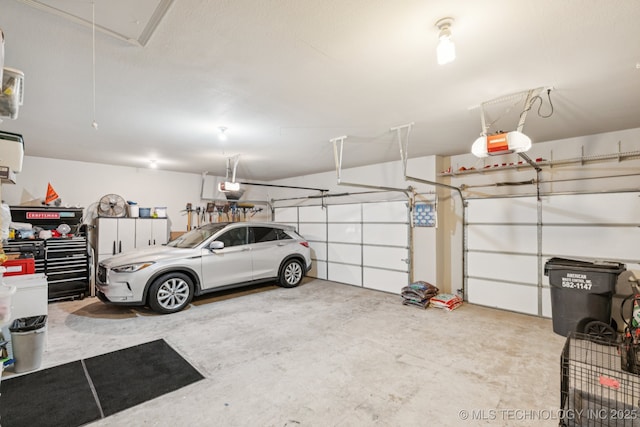 12432 S 101st E Ave, Bixby, OK 74008 - garage with a garage door opener