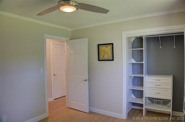 4424 E 59th Pl S, Tulsa, OK 74135 - unfurnished bedroom with light wood-type flooring, ornamental molding, a closet, and a ceiling fan