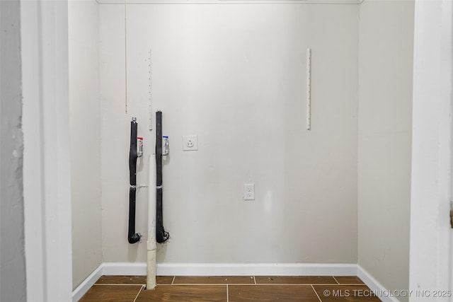 227 S Toledo Ave, Tulsa, OK 74112 - unfurnished room with baseboards and wood finished floors