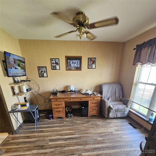 1533 Terrill Cir, Sapulpa, OK 74066 - office area featuring wood finished floors and a ceiling fan