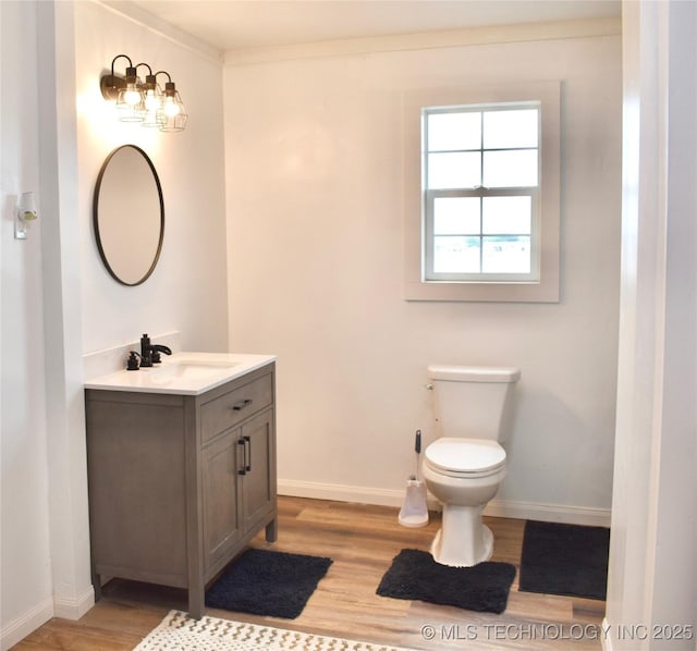 71279 S 270th Rd, Wagoner, OK 74467 - bathroom with wood finished floors and vanity