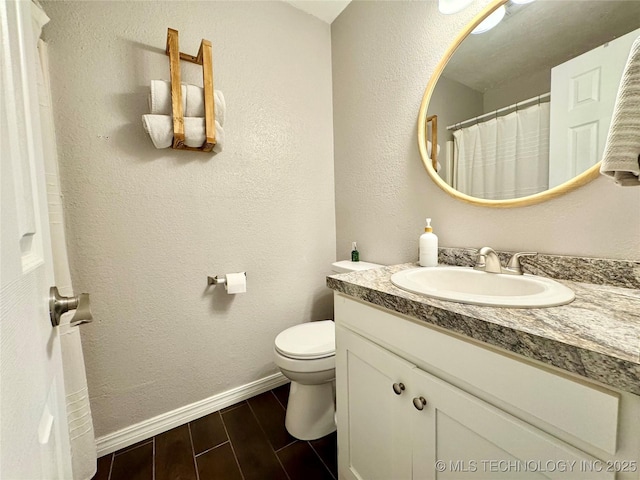 1404 Compelube Rd, Mcalester, OK 74501 - full bath featuring vanity and wood tiled floors