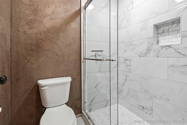 1317 W Dover St, Broken Arrow, OK 74012 - full bathroom featuring toilet and a shower stall