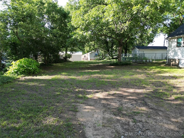 309 W Pecan St, Coweta, OK 74429 - photo 7