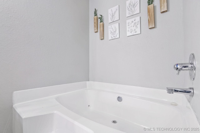 11784 N 154th Ave, Collinsville, OK 74021 - full bathroom with a garden tub