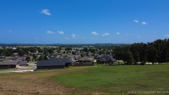 540 Woodlands Dr, Tahlequah, OK 74464
