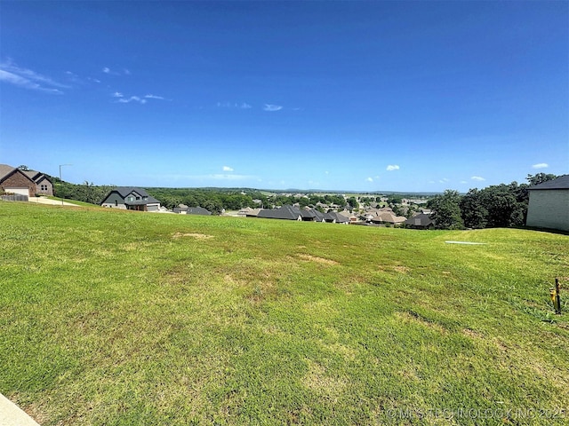 540 Woodlands Dr, Tahlequah, OK 74464