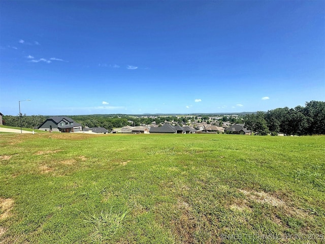 540 Woodlands Dr, Tahlequah, OK 74464