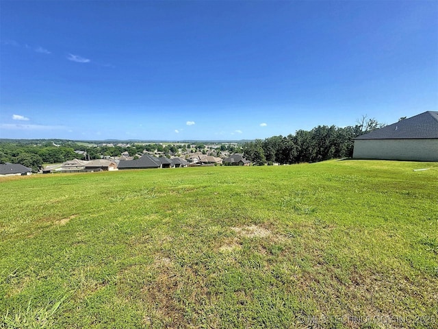540 Woodlands Dr, Tahlequah, OK 74464