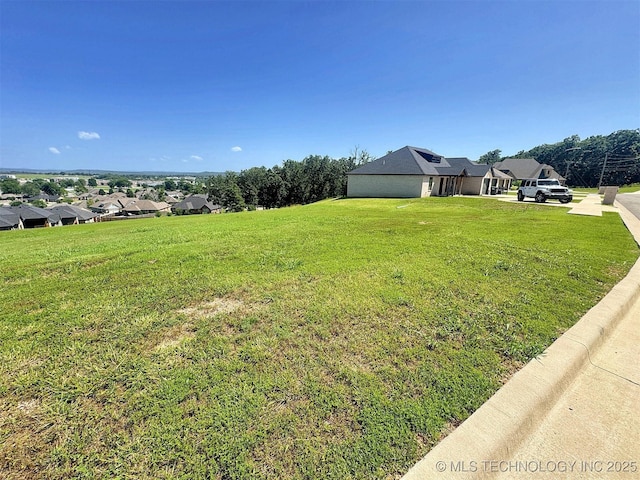 540 Woodlands Dr, Tahlequah, OK 74464