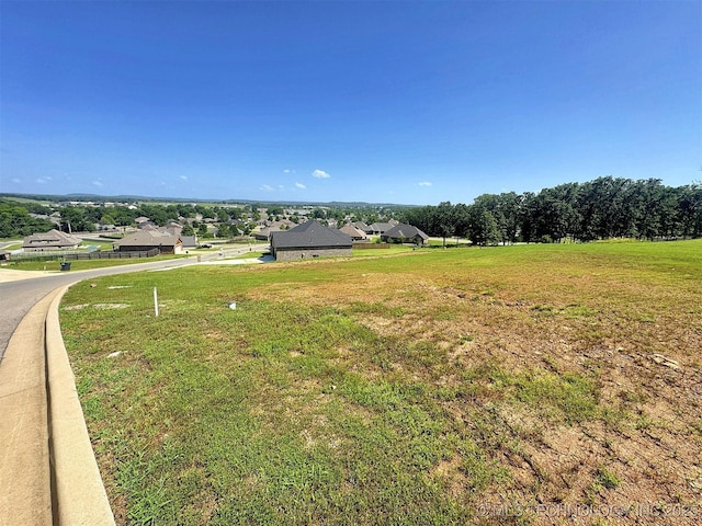 540 Woodlands Dr, Tahlequah, OK 74464