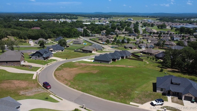 540 Woodlands Dr, Tahlequah, OK 74464