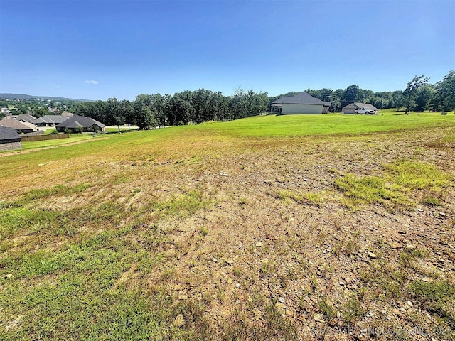 540 Woodlands Dr, Tahlequah, OK 74464