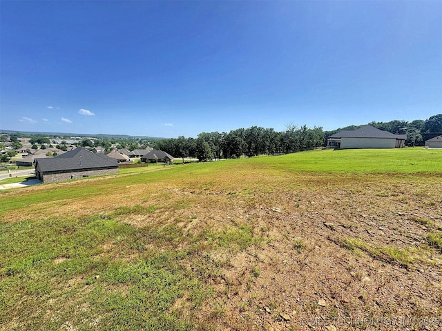 540 Woodlands Dr, Tahlequah, OK 74464