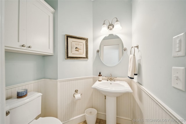 8002 E Galveston Pl, Broken Arrow, OK 74014 - bathroom featuring wainscoting and toilet