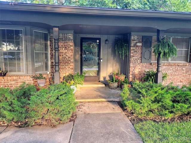 5135 S Marion Pl, Tulsa, OK 74135 - property entrance featuring brick siding and a porch
