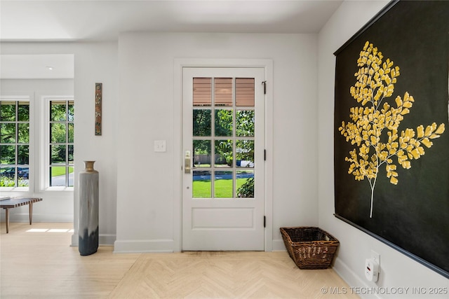 3918 S Evanston Ave, Tulsa, OK 74105 - entryway featuring baseboards