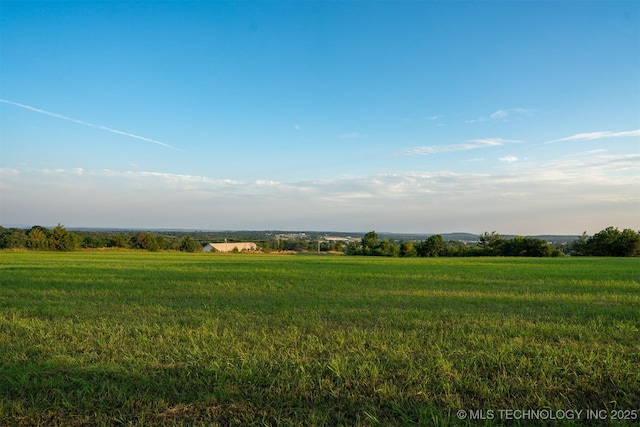 17022 W Grandview Rd, Tahlequah, OK 74464