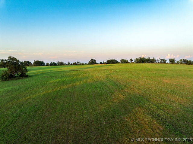 17022 W Grandview Rd, Tahlequah, OK 74464