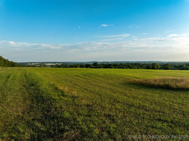 17022 W Grandview Rd, Tahlequah, OK 74464