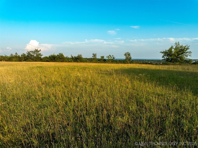 17022 W Grandview Rd, Tahlequah, OK 74464