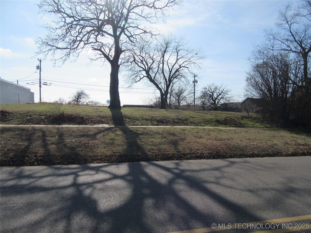 220 W Washington, Mcalester, OK 74501 - photo 1