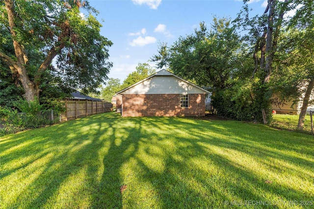715 S Muskogee St, Sapulpa, OK 74066 - view of fenced backyard