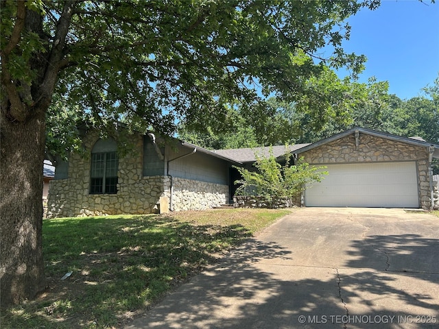 2403 W Newton Pl, Tulsa, OK 74127 - photo 1