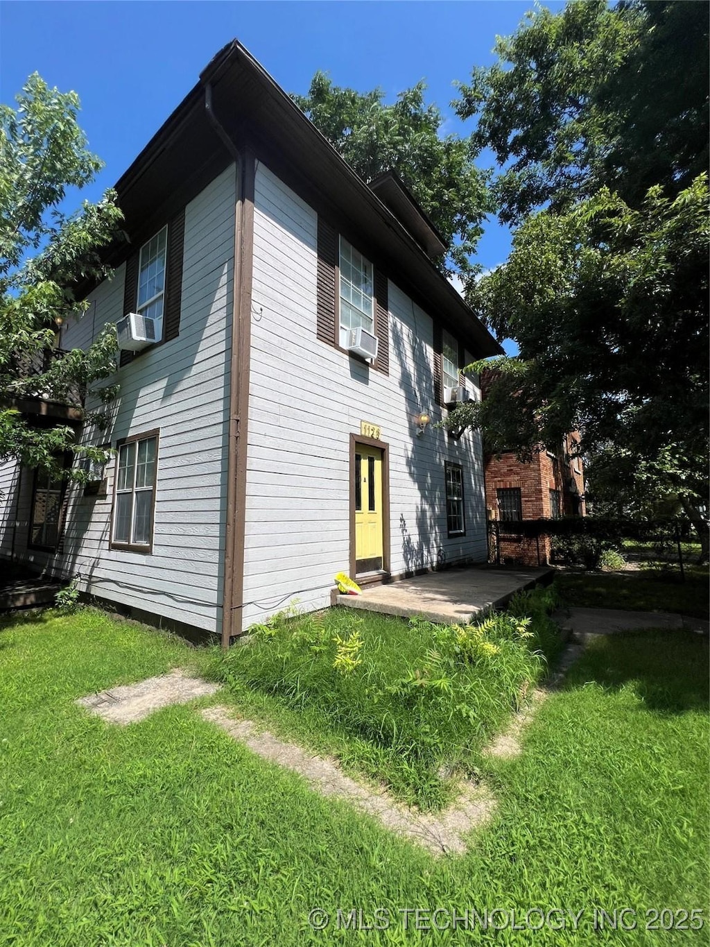 1128 S Quincy Ave, Tulsa, OK 74146 - photo 2