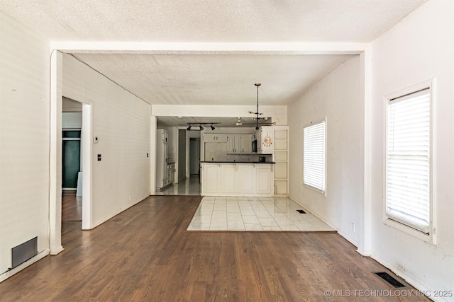 728 S Trenton Ave, Tulsa, OK 74120 - photo 4