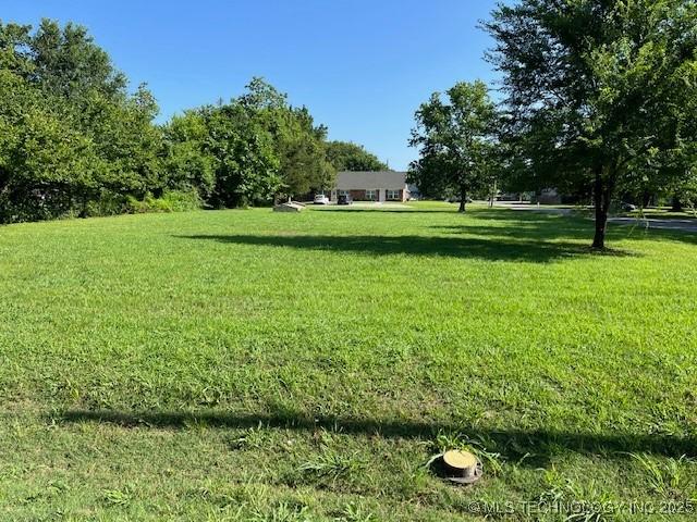 720 E 3rd St, Dewey, OK 74029 - photo 2