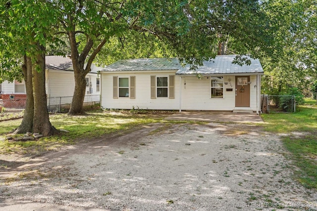 420 E Elm St, Skiatook, OK 74070 - photo 3