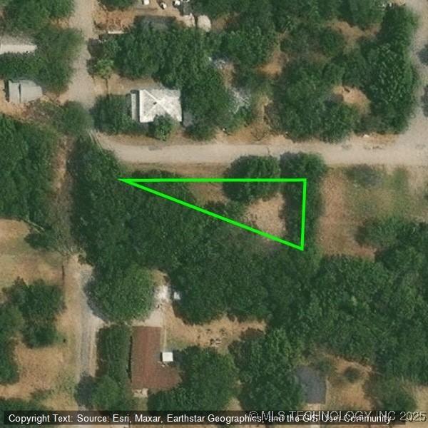 1312 7th Ave NE, Ardmore, OK 73401 - photo 1