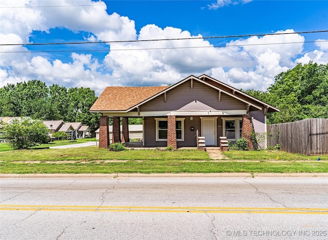720 S Chestnut St, Bristow, OK 74010 - photo 1