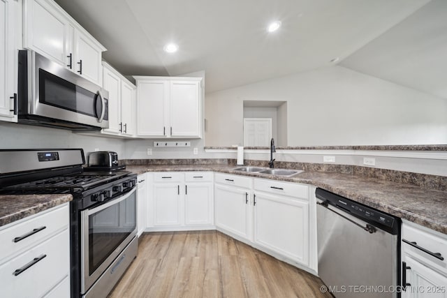 9239 S 256th E Ave, Broken Arrow, OK 74014 - photo 13