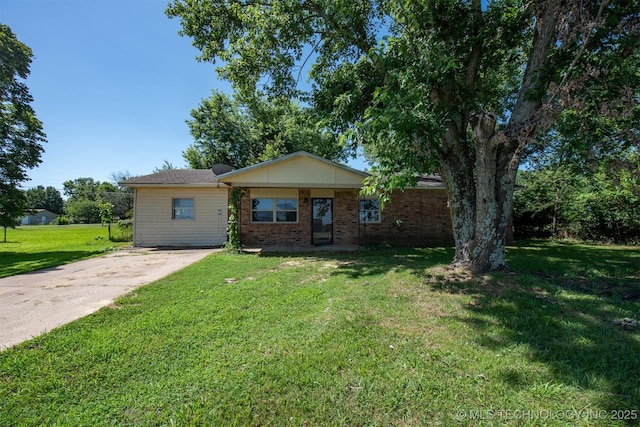 1204 W Hickory, Stilwell, OK 74960 - photo 1
