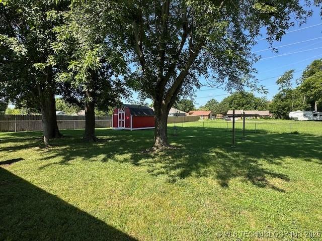 405 Parkwood Dr, Wagoner, OK 74467 - photo 25
