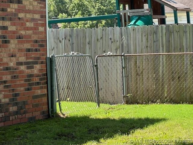 405 Parkwood Dr, Wagoner, OK 74467 - photo 32