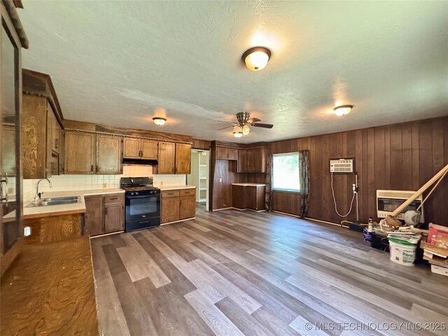 214 E 9th, Cushing, OK 74023 - photo 8