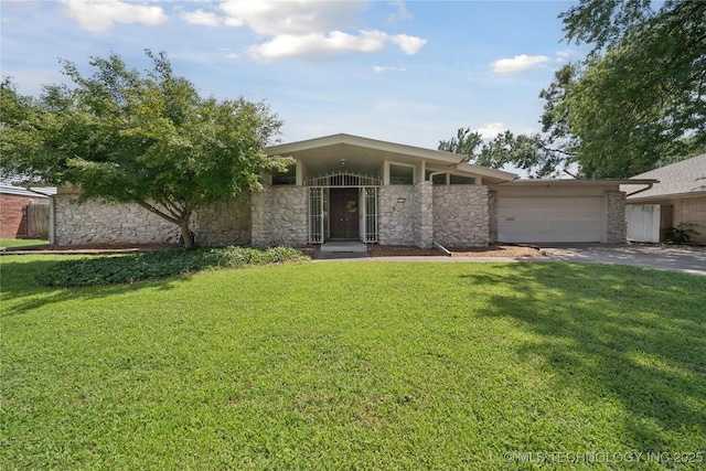 7320 E 59th Pl, Tulsa, OK 74145 - photo 1