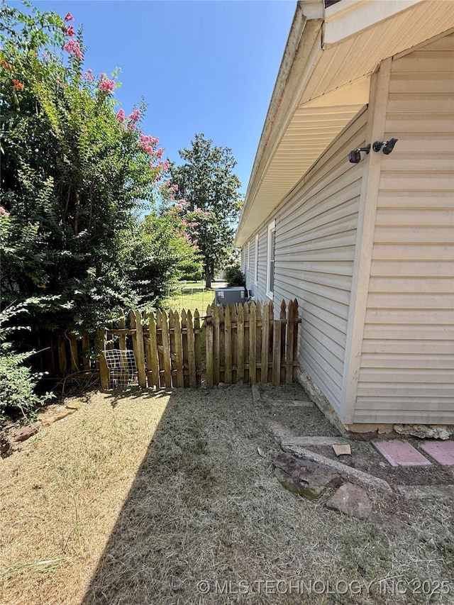 1018 W Merrick St, Henryetta, OK 74437 - photo 29